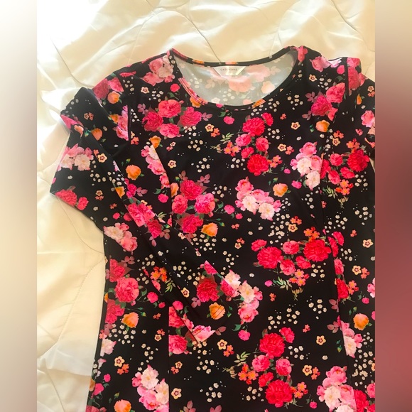 Maternity/Nursing Rash Guard Swim Top - Picture 3 of 7